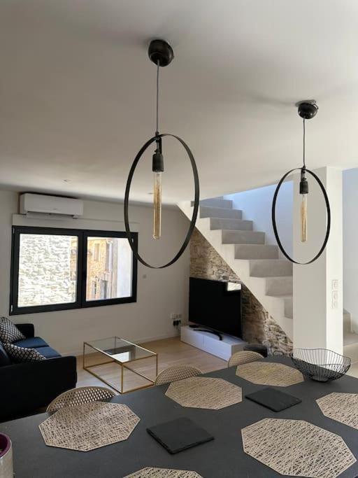 Charmante Maison En Pierre-Tavel Esterno foto