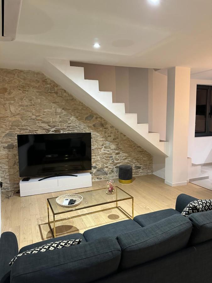 Charmante Maison En Pierre-Tavel Esterno foto