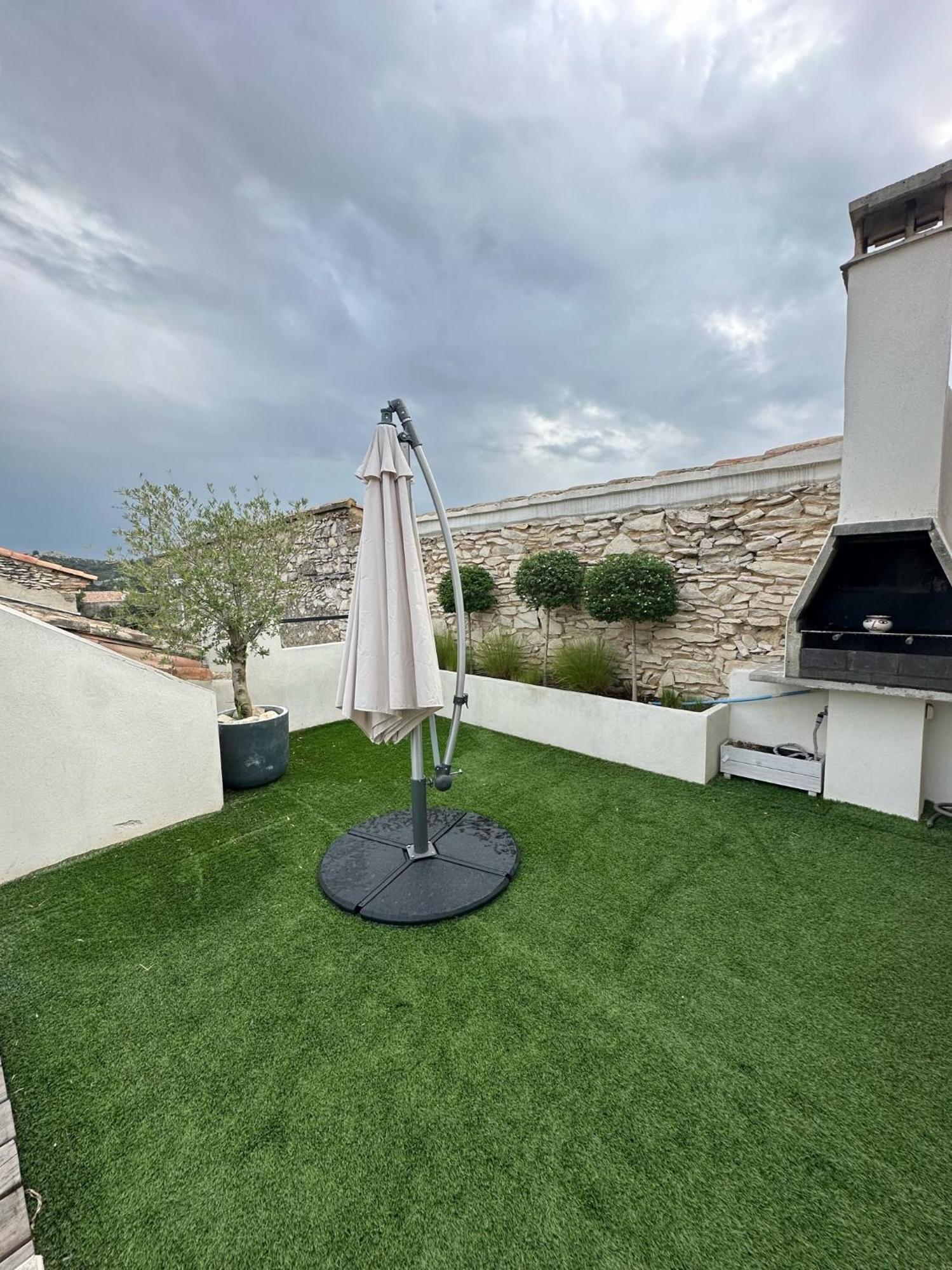 Charmante Maison En Pierre-Tavel Esterno foto